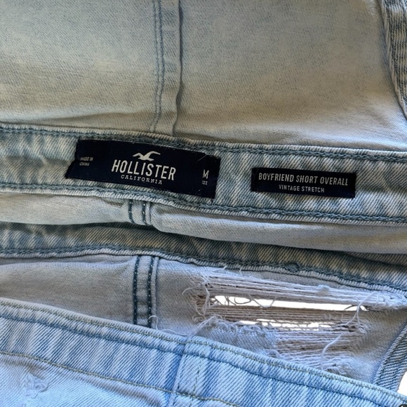 Hollister Boyfriend Whitewashed Distressed Jean Overalls - Picture 5 of 6